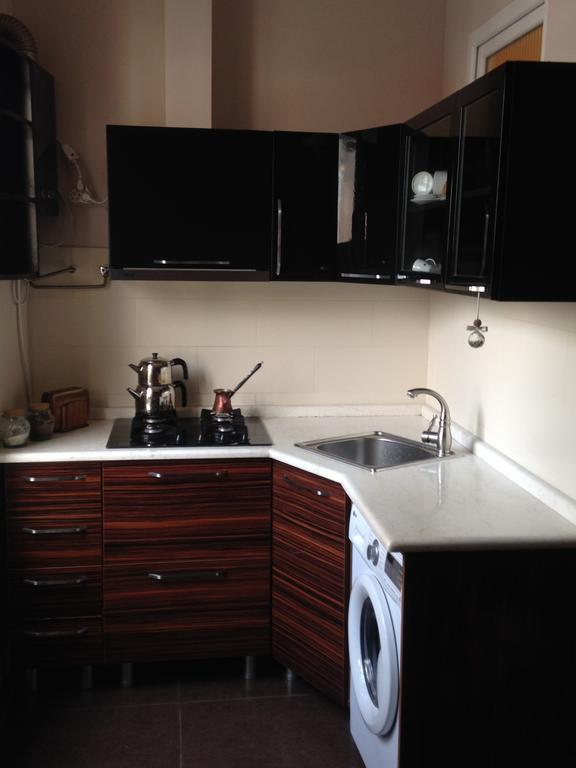 Cheap And Chic Apartment Batumi Ngoại thất bức ảnh