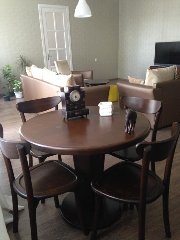 Cheap And Chic Apartment Batumi Ngoại thất bức ảnh