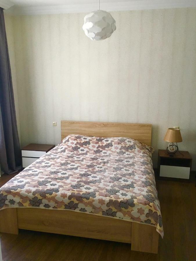 Cheap And Chic Apartment Batumi Ngoại thất bức ảnh